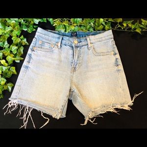 ✨Like New✨ Gap High Rise Jean Shorts
